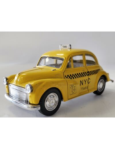 AUSTIN MINOR NYC TAXI GOLDEN LONGUEUR 10CM SANS BOITE