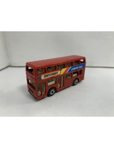 LONDON BUS LESNEY ENGLAND 1981 ROUGE MATCHBOX SANS BOITE